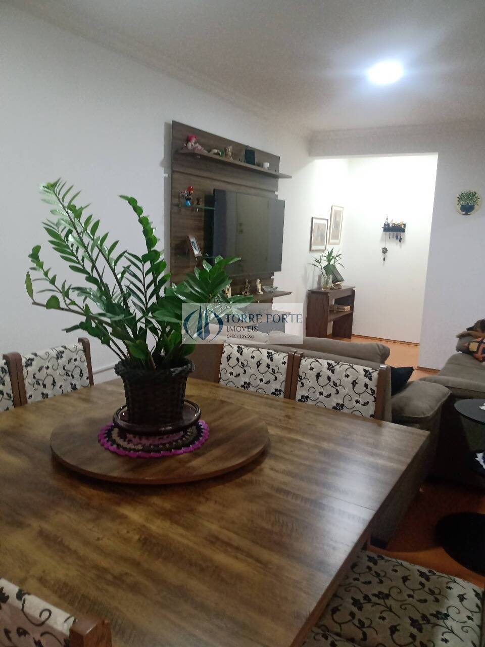 Apartamento à venda com 3 quartos, 90m² - Foto 1