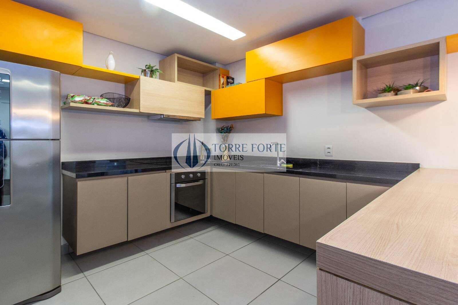 Apartamento à venda com 1 quarto, 33m² - Foto 32