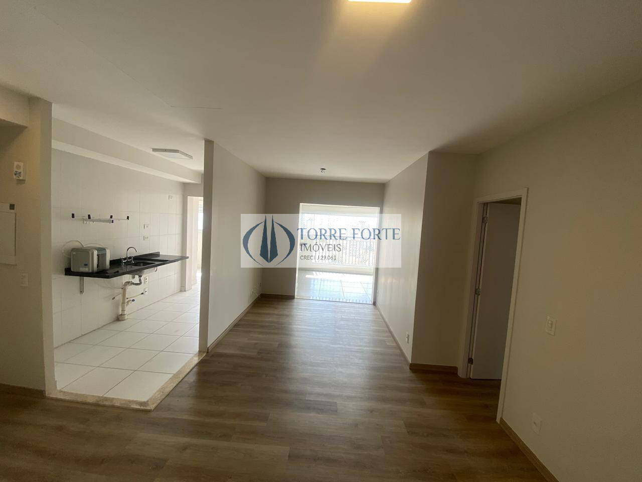 Apartamento à venda com 3 quartos, 106m² - Foto 9