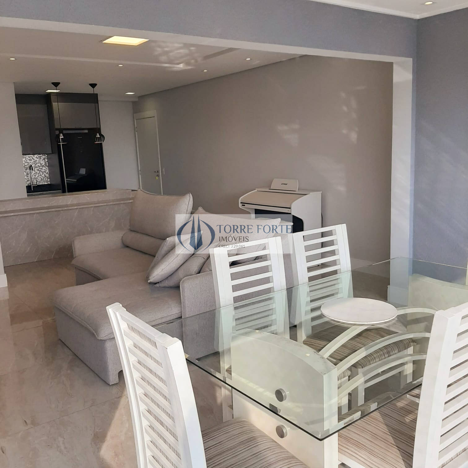 Apartamento à venda com 2 quartos, 85m² - Foto 4