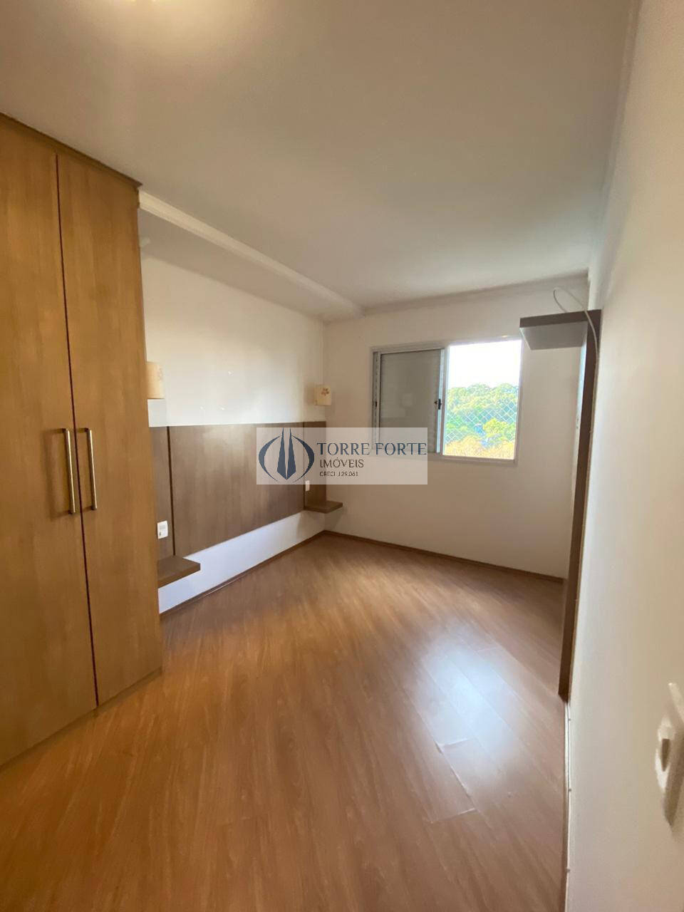 Apartamento à venda com 2 quartos, 63m² - Foto 27