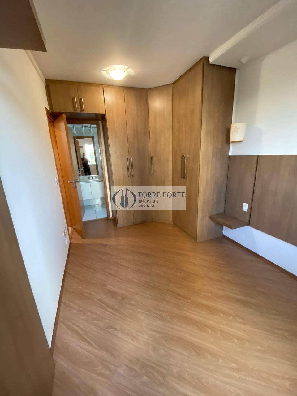 Apartamento à venda com 2 quartos, 63m² - Foto 29