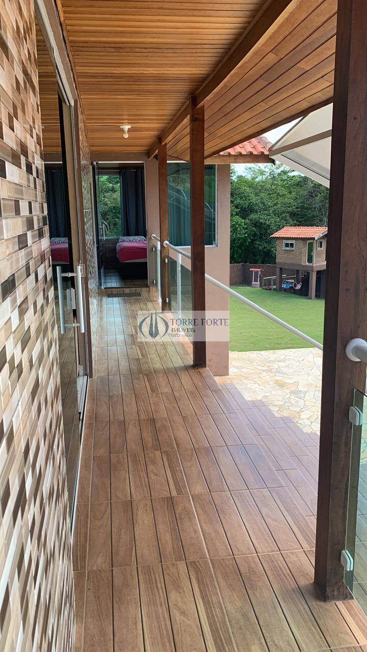 Fazenda à venda com 3 quartos, 1680m² - Foto 14