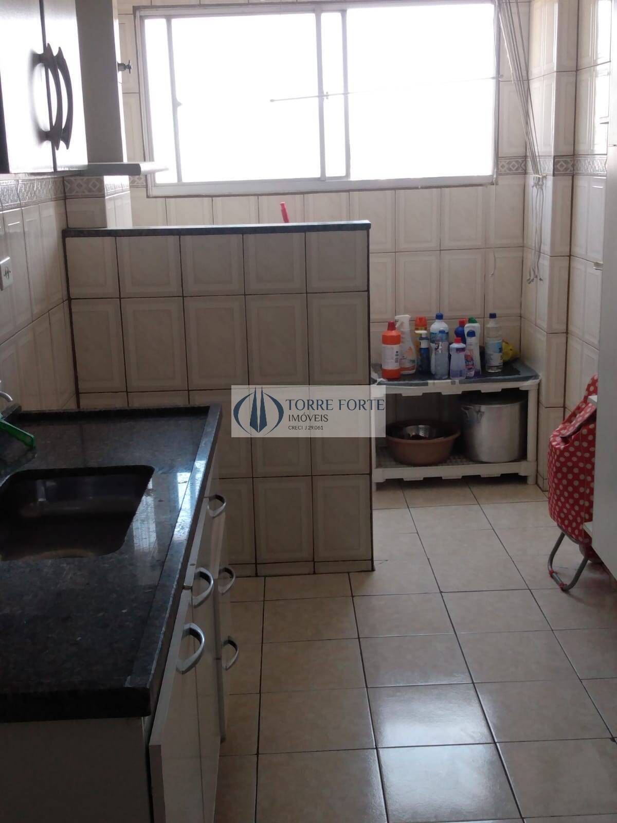 Apartamento à venda com 2 quartos, 50m² - Foto 3