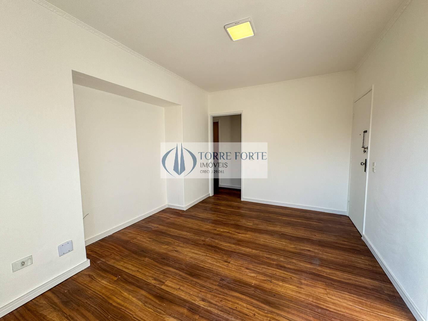 Apartamento à venda com 3 quartos, 94m² - Foto 2