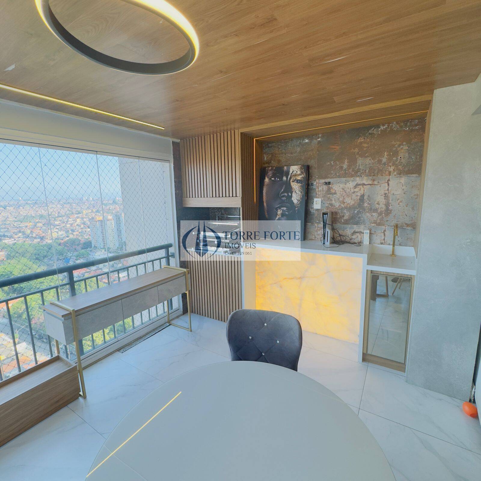 Apartamento à venda com 2 quartos, 67m² - Foto 2