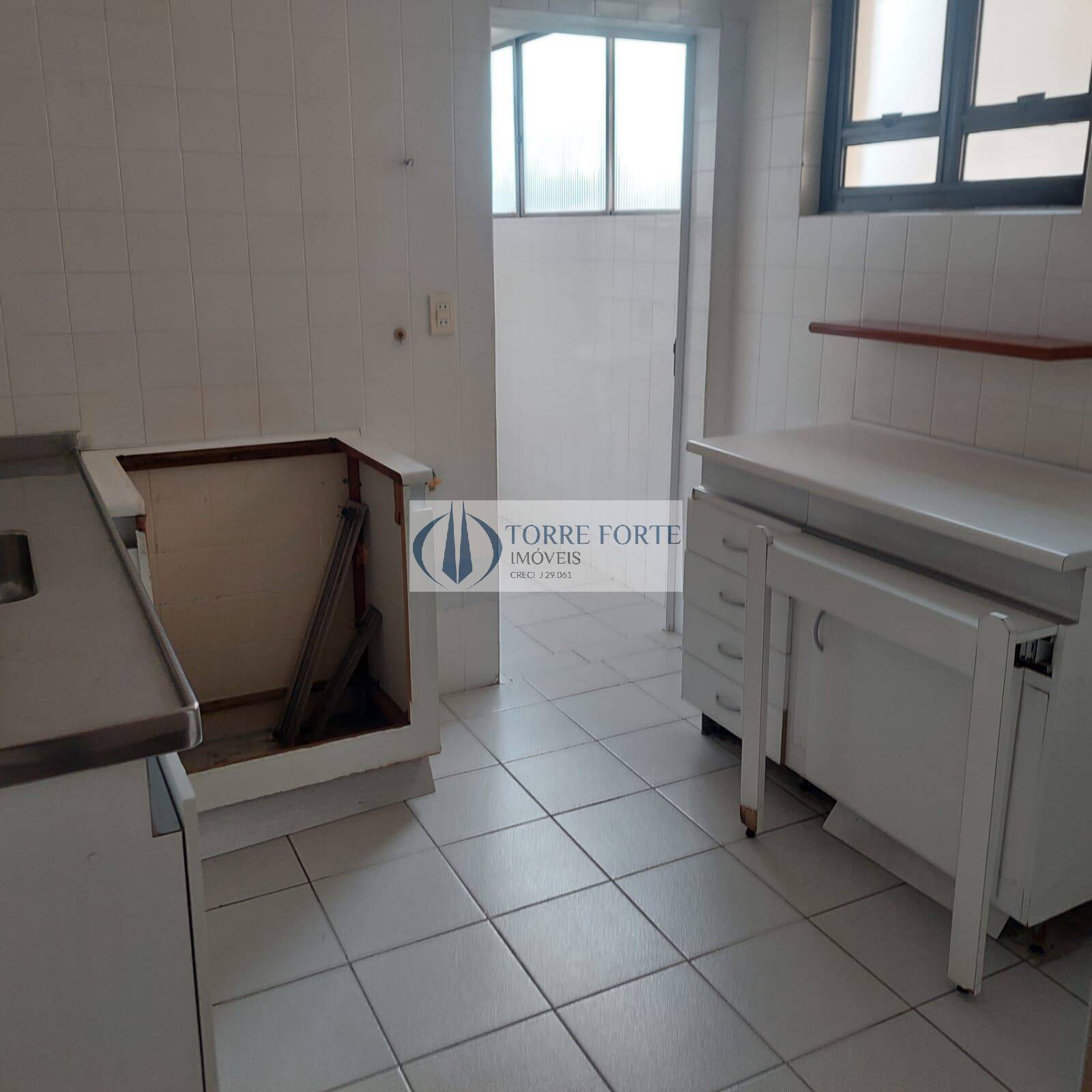 Apartamento à venda com 3 quartos, 71m² - Foto 24