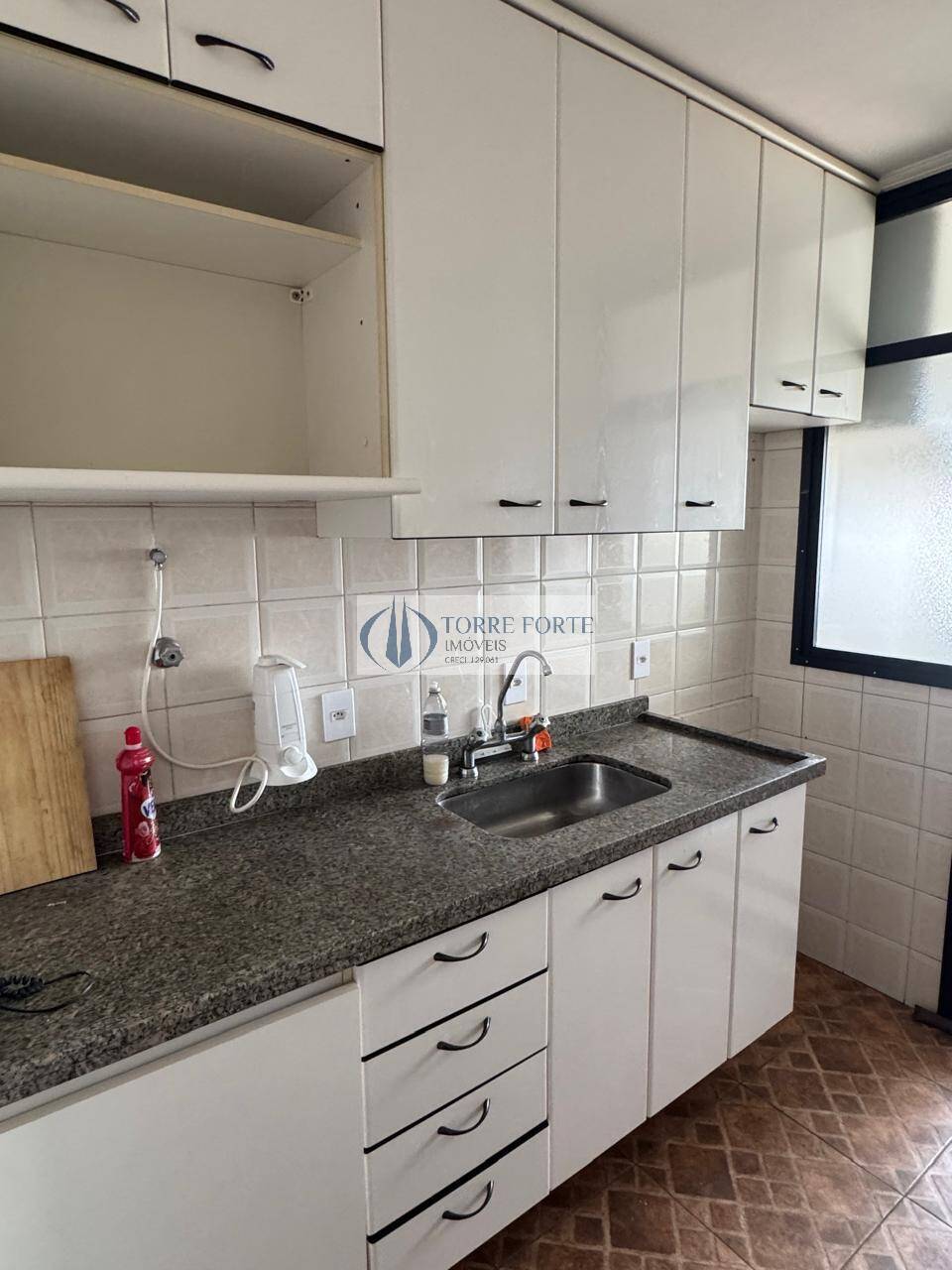 Apartamento à venda com 2 quartos, 64m² - Foto 22