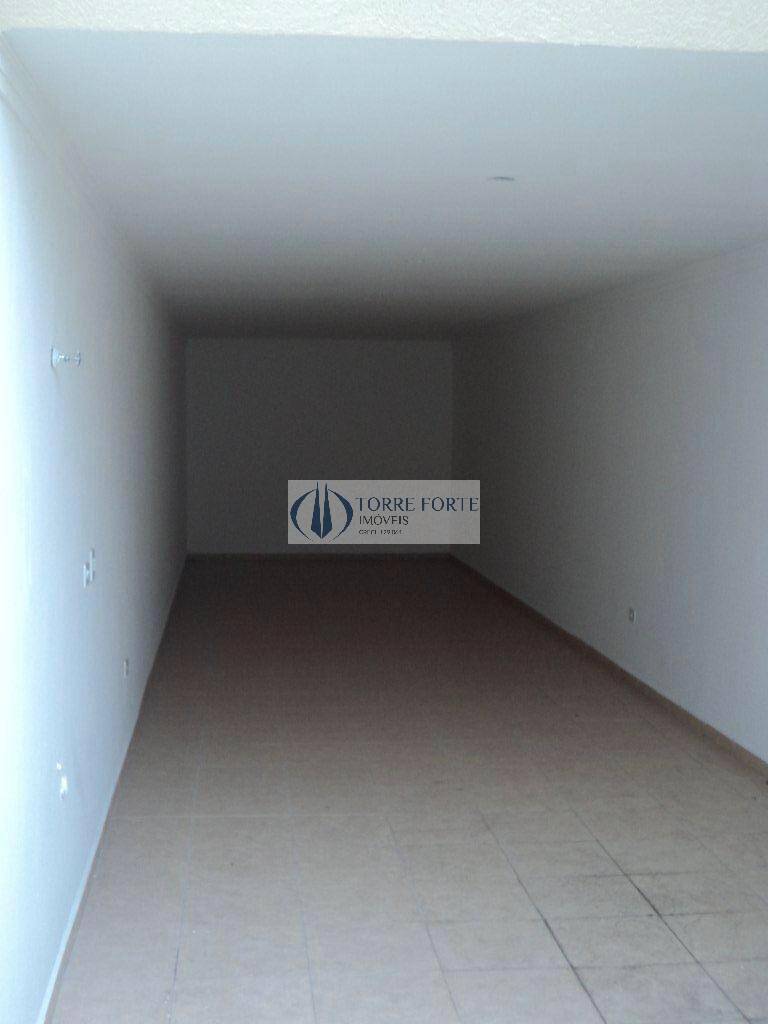 Casa à venda com 3 quartos, 210m² - Foto 4