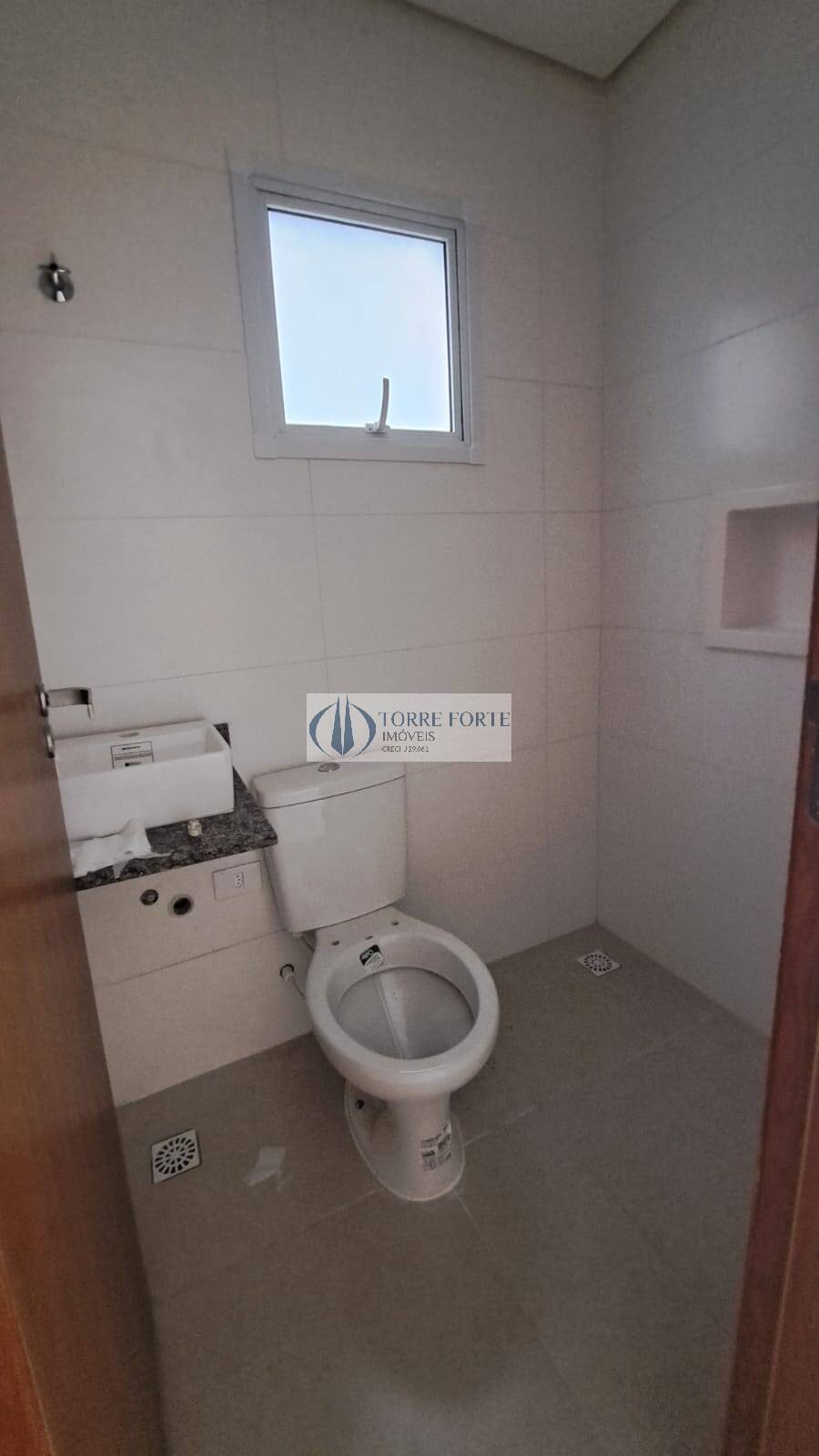 Apartamento à venda com 2 quartos, 41m² - Foto 2