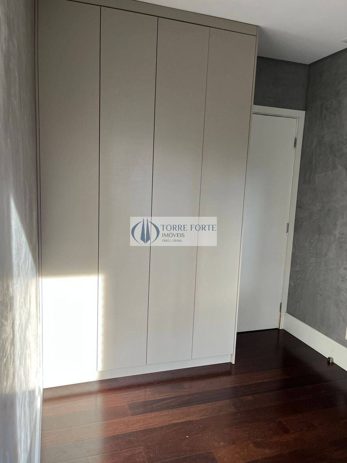 Apartamento à venda com 3 quartos, 93m² - Foto 17