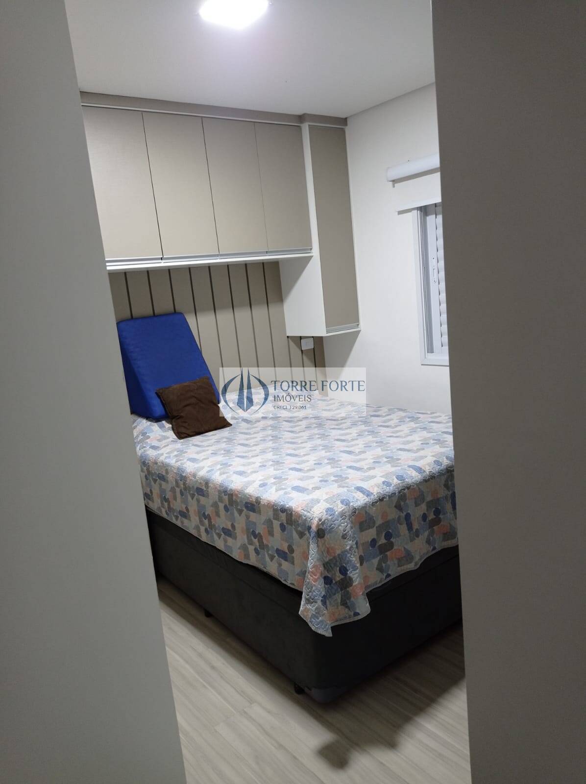 Apartamento à venda com 2 quartos, 65m² - Foto 15