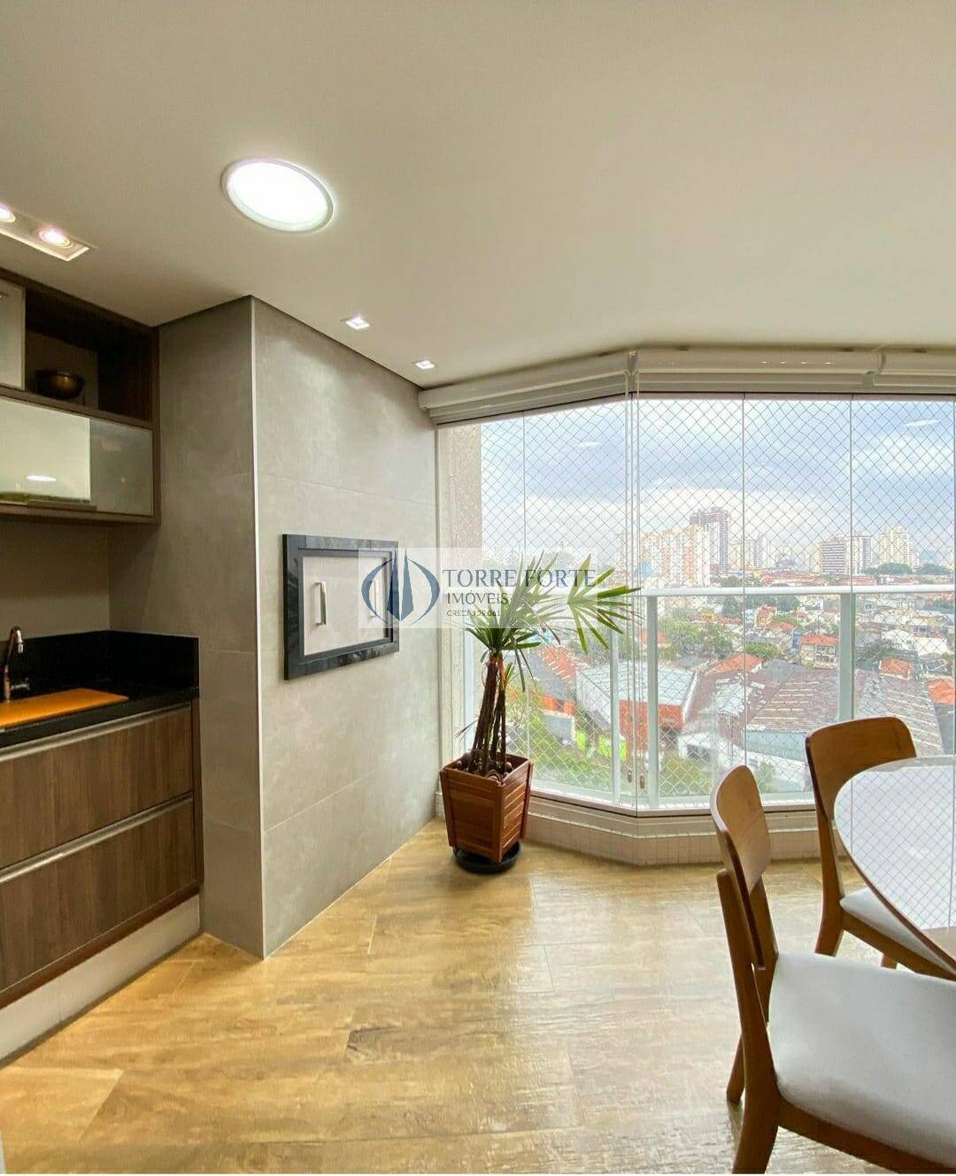 Apartamento à venda com 3 quartos, 107m² - Foto 2