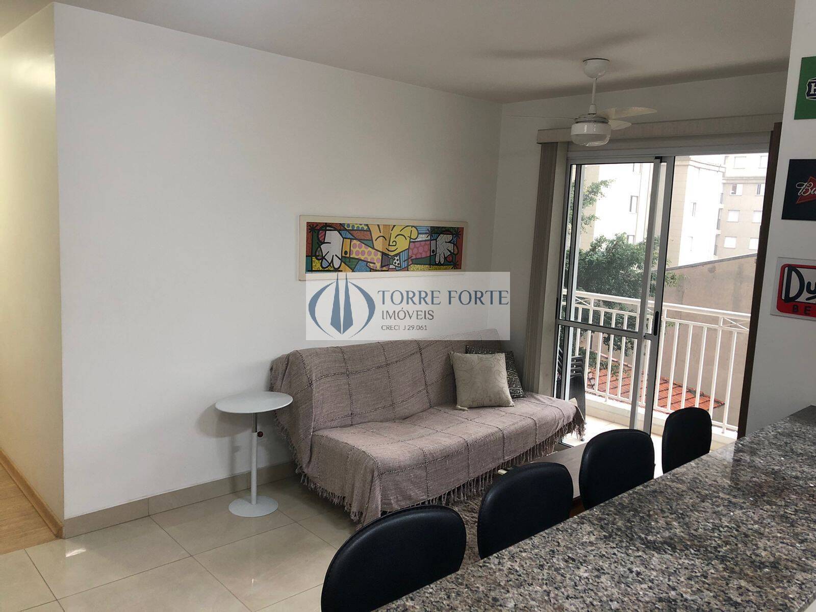 Apartamento à venda com 2 quartos, 64m² - Foto 4