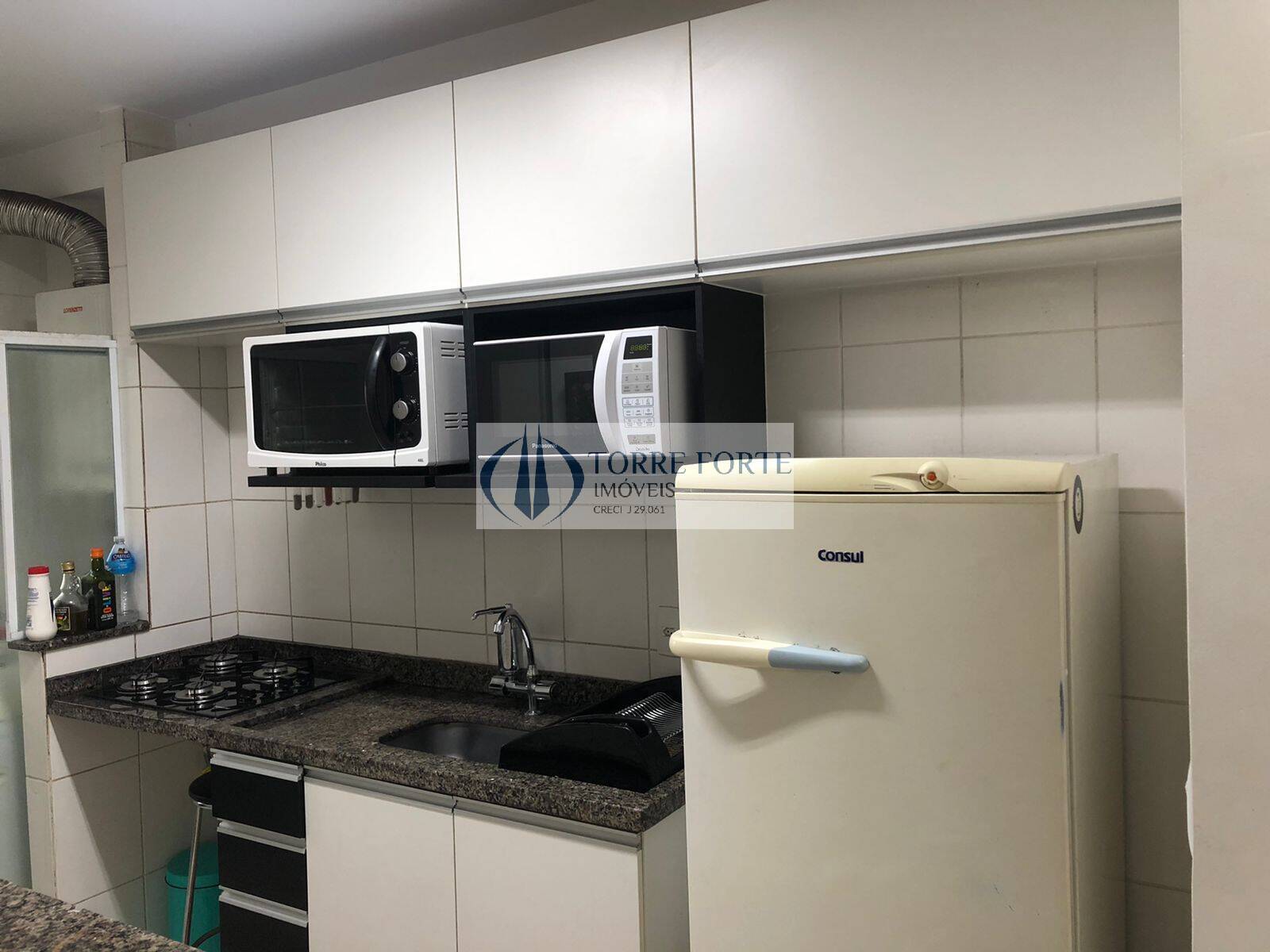 Apartamento à venda com 2 quartos, 64m² - Foto 9