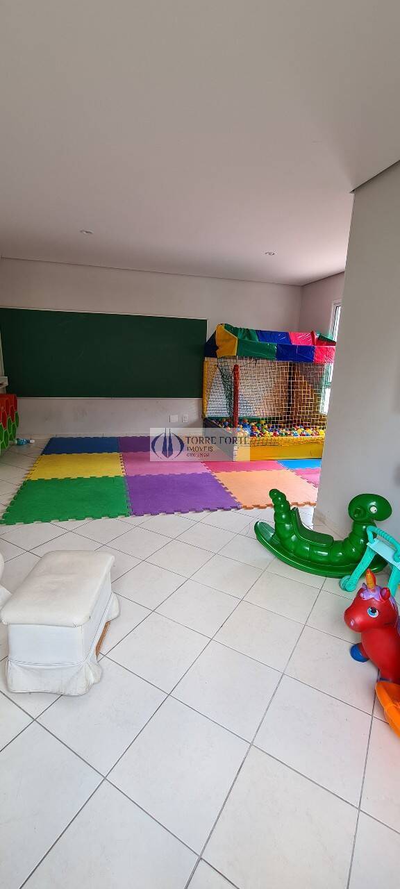 Apartamento à venda com 2 quartos, 64m² - Foto 50