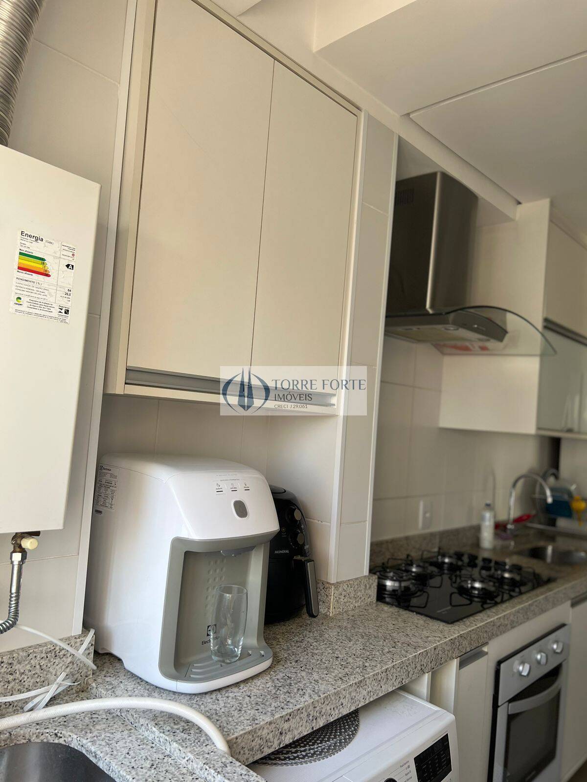 Apartamento à venda com 2 quartos, 68m² - Foto 19