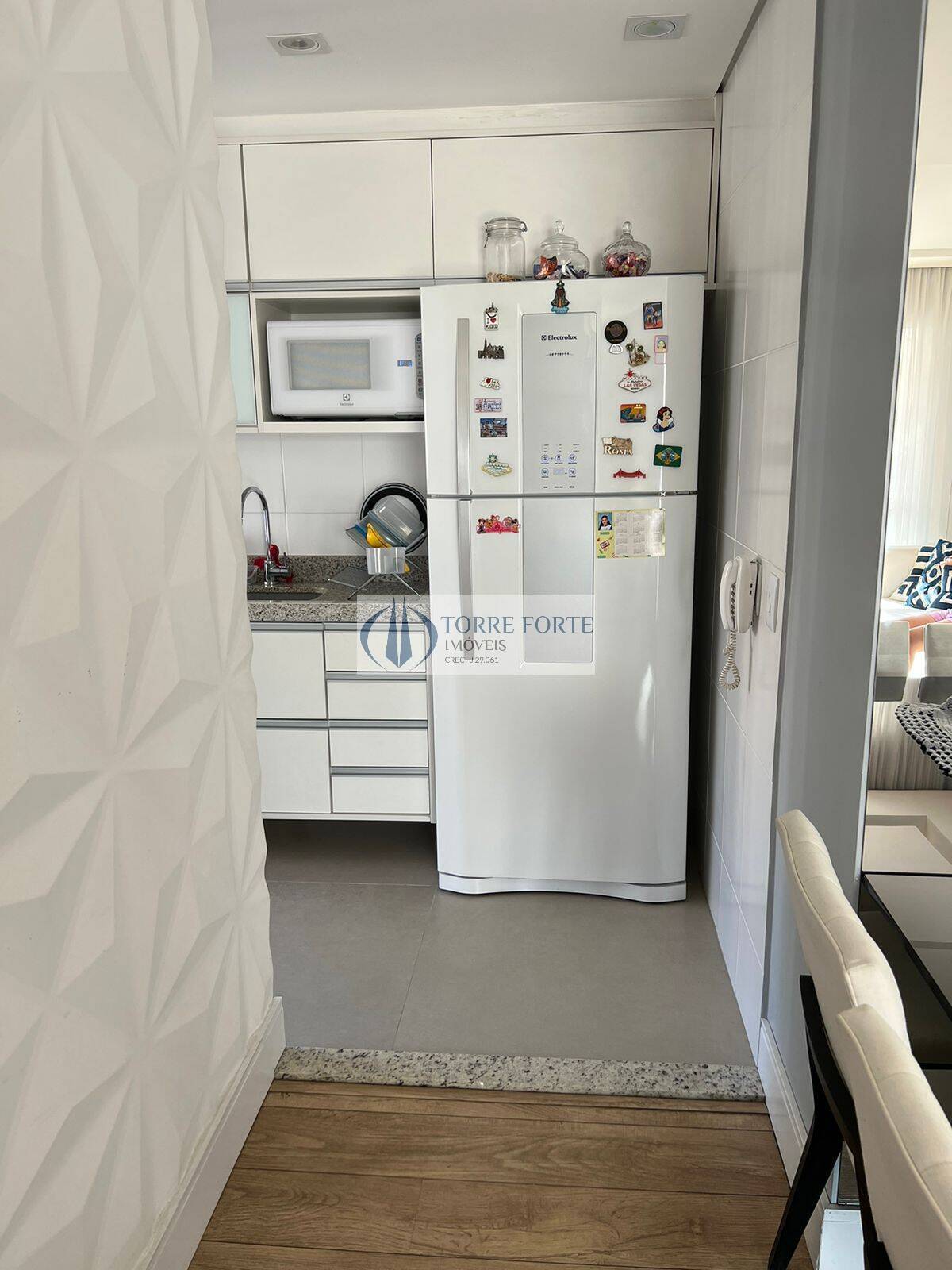 Apartamento à venda com 2 quartos, 68m² - Foto 20