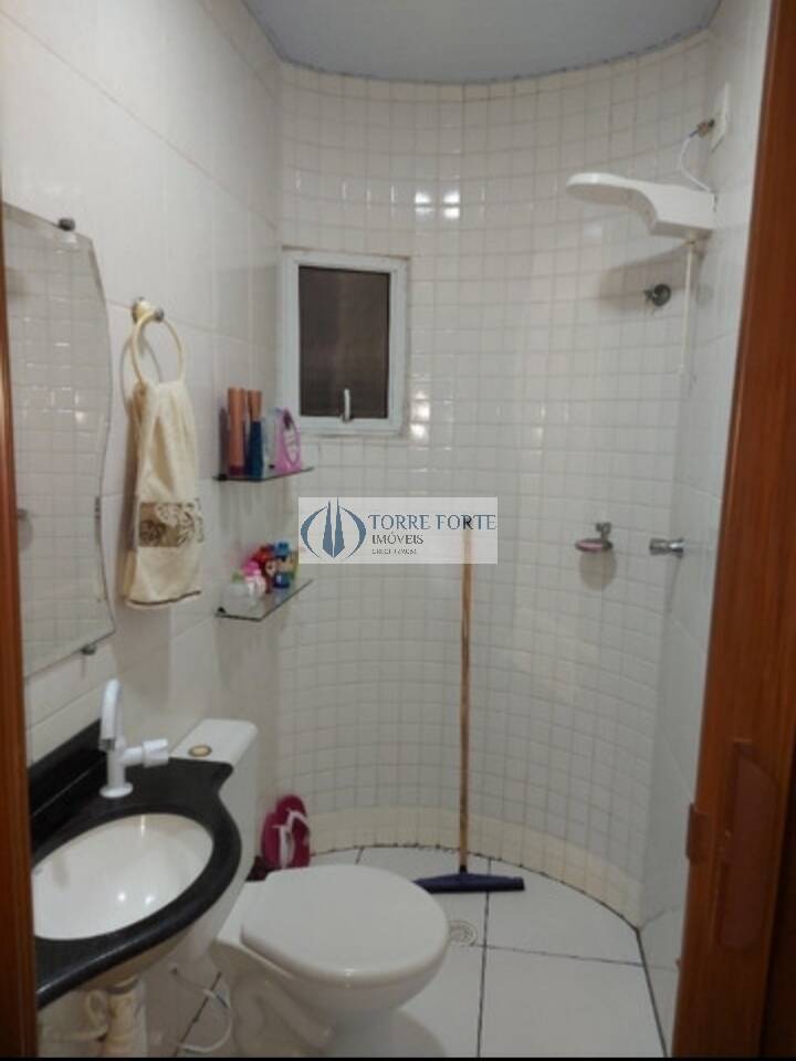 Sobrado à venda com 2 quartos, 70m² - Foto 9