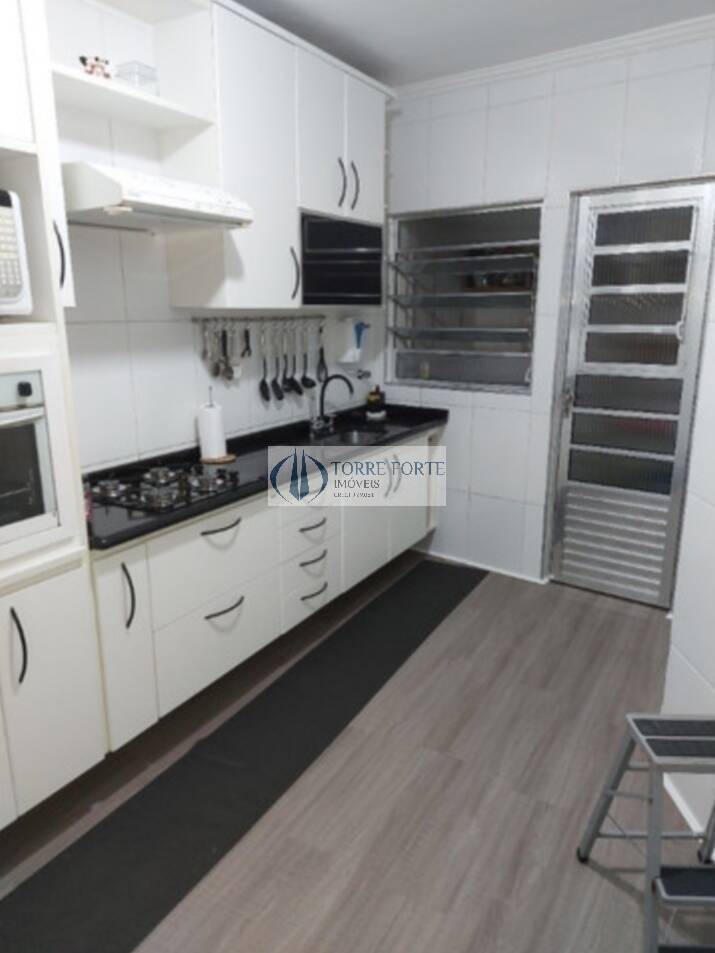 Sobrado à venda com 2 quartos, 70m² - Foto 12