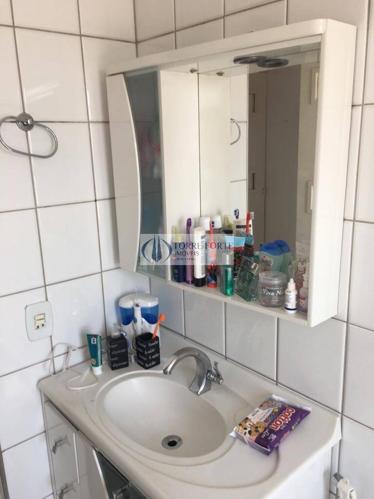 Apartamento à venda com 2 quartos, 58m² - Foto 25